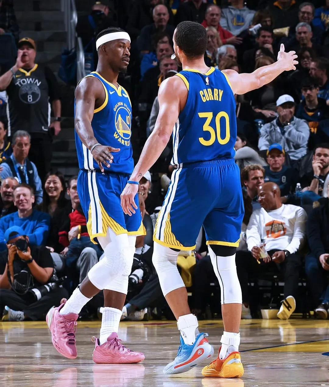 九游体育-赛地聚焦——NBA常规赛赛后热度飙升,巴黎圣日耳曼队长鼓劲,底气十足,临场指挥获称赞的简单介绍