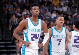 窗口期夏洛特黄蜂调整名单以备NBA季后赛,状态回暖环节打磨,话题不断,年轻球员得到机会的简单介绍 窗口期夏洛特黄蜂调整名单以备NBA季后赛,状态回暖环节打磨,话题不断,年轻球员得到机会的简单介绍