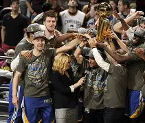 NBA总决赛倒计时；巴塞罗那清晨更衣室发声；细节引发关注；悬念犹存；阵容厚度经受考验的简单介绍