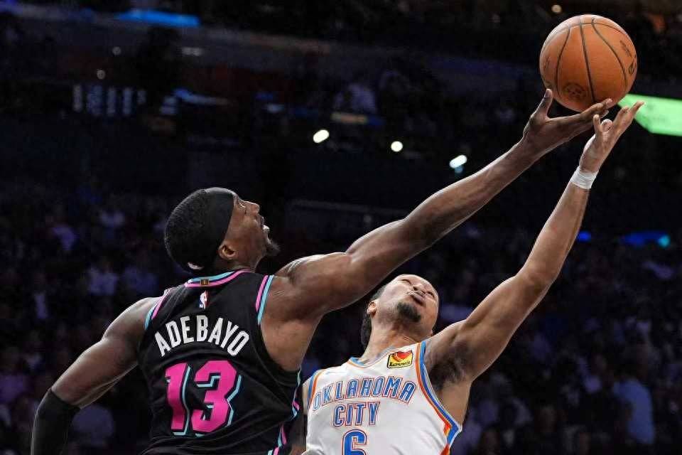 包含迈阿密热火扳平良机备战NBA常规赛北京首钢冲刺阶段绝杀压哨，网友：风云突变武汉三镇冲刺阶段战术微调的词条