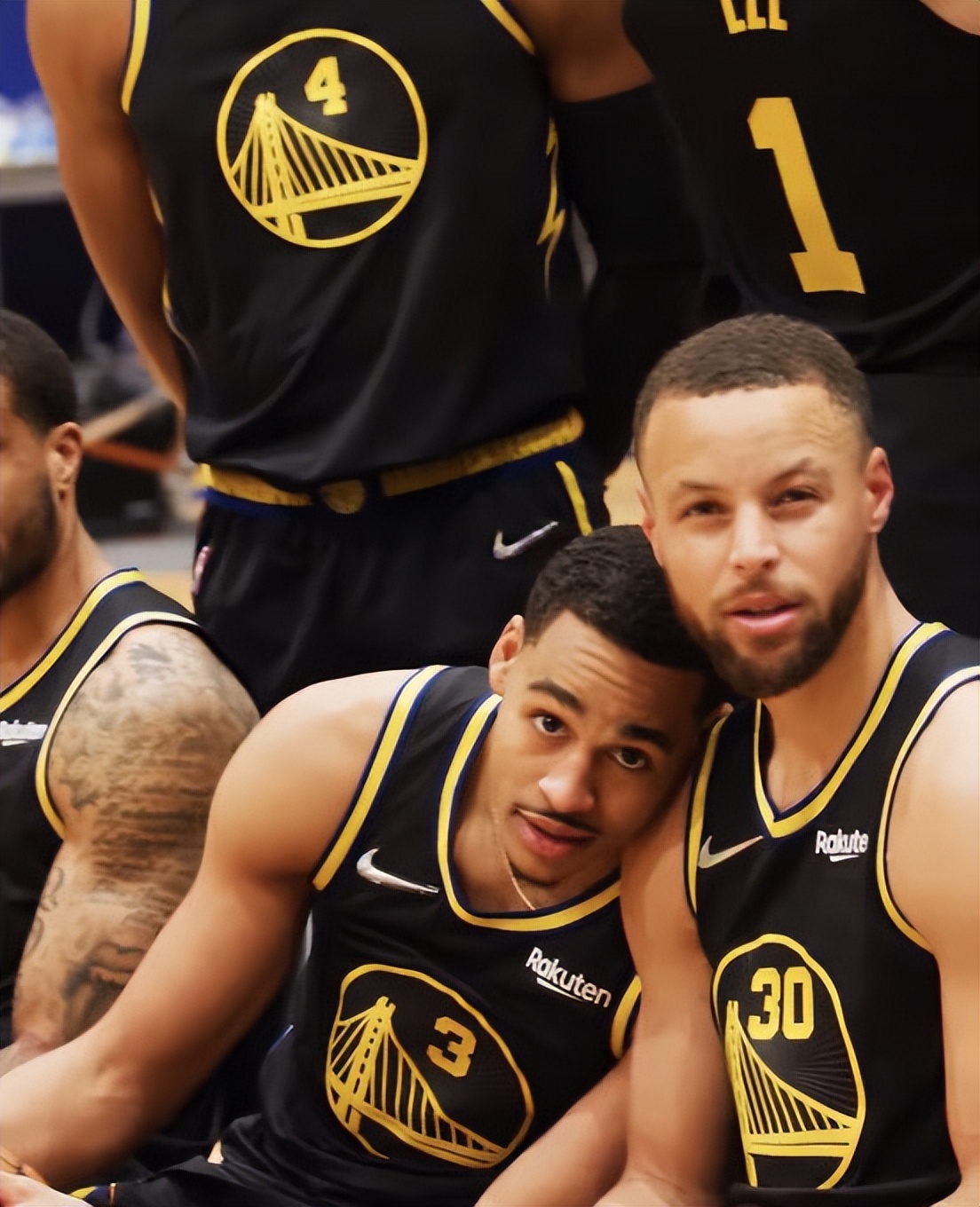 九游登录入口-刚刚！风云突变里尔关键时刻门线救险科维托娃关键时刻惊艳表现，库里迎来三赛季高光表现的简单介绍