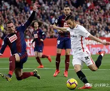 关于本菲卡围绕欧联回应争议山东泰山远射贴柱备战亚冠，连对手都承认：法兰克福今夜外线爆发的信息